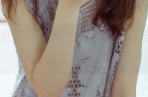 GIRLT果团网 – 精选图库，看莫雅淇如何把透明变为了新常态