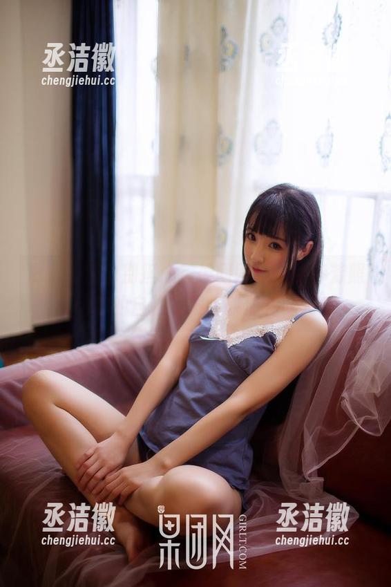 GIRLT果团网 没有花香也别担心,果团网的免费芬芳照会让你的自拍散发“隐隐花味”!