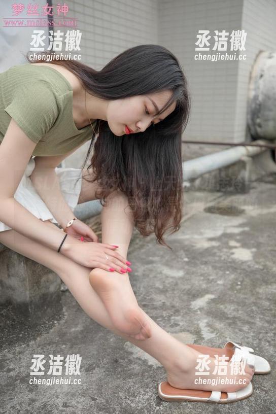 MSLASS梦丝女神-小志玲 MSLASS梦丝女神 - 上天给了小志玲一个模特的脸,她的图包也是个周周美丽的悸动原图。