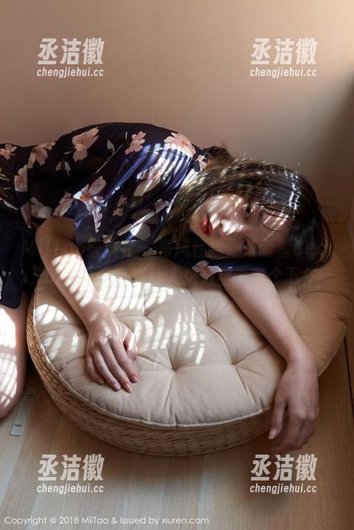 MiiTao蜜桃社-陆萱萱Cecilia MiiTao蜜桃社 - 海风轻拂,陆萱萱Cecilia的全套写真让人想放空一整个下午