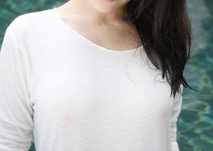MyGirl美媛馆 – 私拍图集聚焦：狐小妖Baby在短裙里的思维闪电