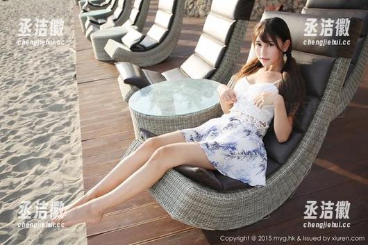 MyGirl美媛馆-王馨瑶 MyGirl美媛馆 - 王馨瑶的妹妹?私拍美图里那种调皮又精致的眼神,太打动了吧!