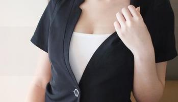MyGirl美媛馆 – 田芯娜Angel的旗袍，真是看着让人忍不住多瞄一眼！