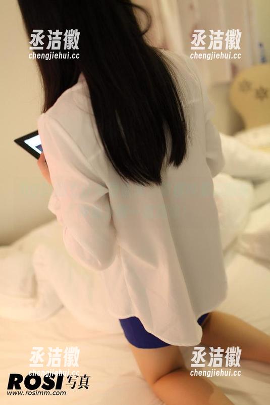 ROSI写真 ROSI的女仆美图合集,被那种姿态和眼神吸引得一塌糊涂!