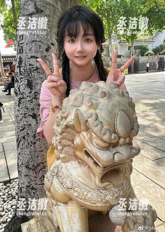 玛丽罗斯？Sayako＿今年4岁的最新作品集，画风太让人难以琢磨。