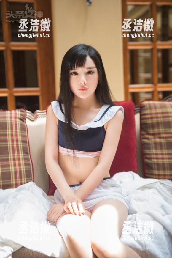 TouTiao头条女神-瑞宝儿 TouTiao头条女神 - 瑞宝儿的日常流转:精选之余,更是似曾相识的懵懂感。