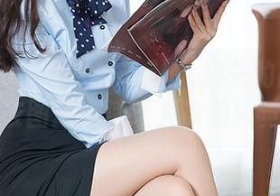 TouTiao头条女神 – 让人挠头的高韩菲毛衣图册：活该大家都碎觉