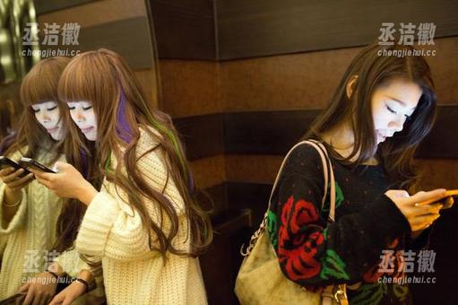 TuiGirl推女郎-何奕恋 TuiGirl推女郎 - 你有见过如此好看的教室吗?来下载何奕恋的美图吧!
