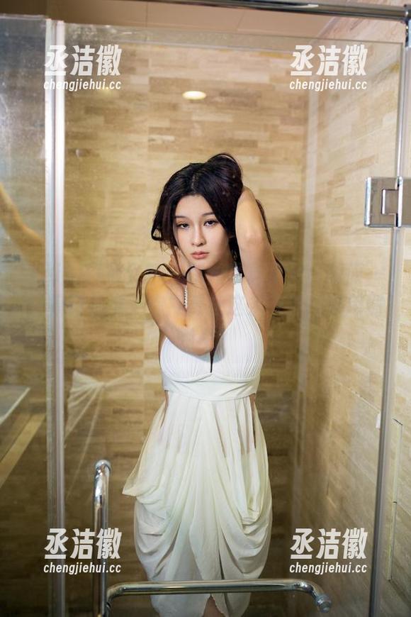 TuiGirl推女郎-模特林夕 TuiGirl推女郎 - 灰丝写真集分享时间——模特林夕,你打算把这条灰色丝带用到哪里?