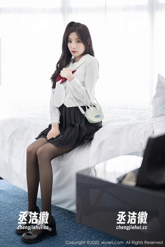 Xiuren秀人网-奈汐酱nice Xiuren秀人网 - 这毛衣图包,云南的天气都不敢说话,奈汐酱nice这穿搭快来学习一下!