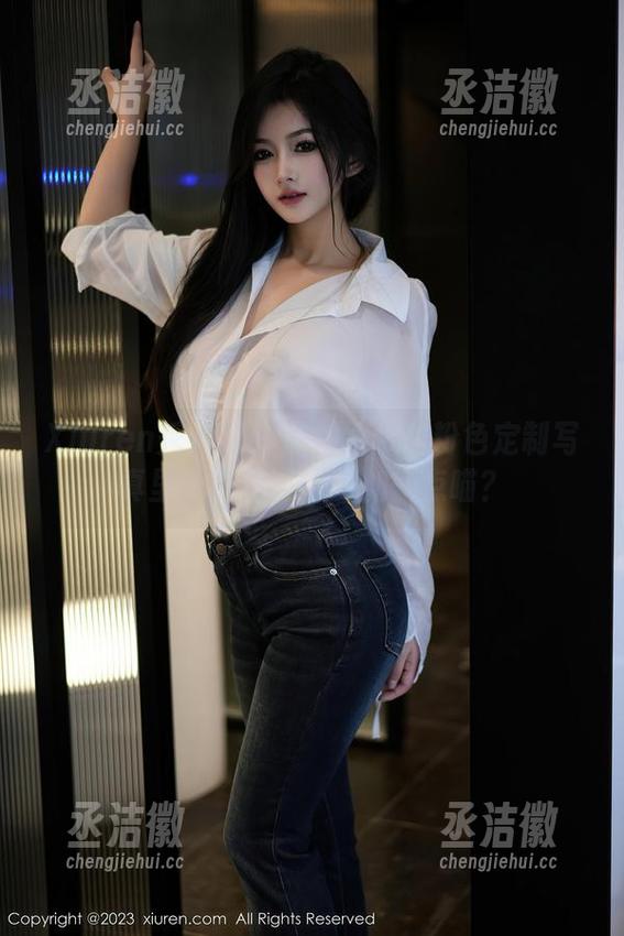 Xiuren秀人网-金妍兮 Xiuren秀人网 - 在金妍兮的粉色定制写真里,我能不能多加一点喵?