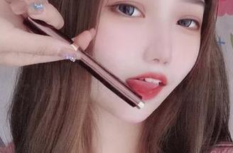 这一季必备：eloise软软的图包，LV丛林女仆的倩影竟是迷幻的存在