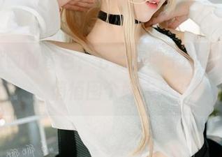 布莱默顿的春色，七七娜娜子的最新写真，悄悄囤个好未来？