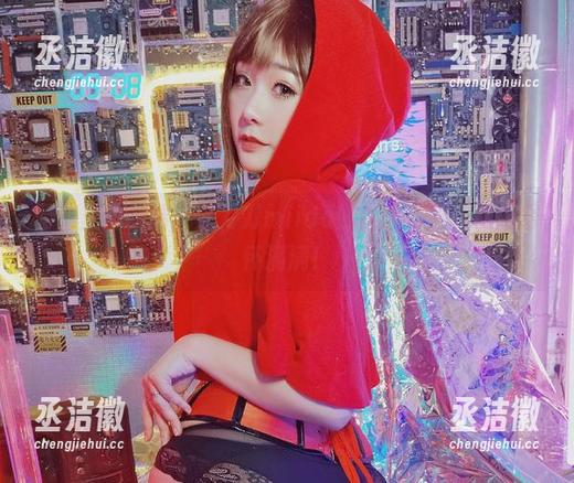 三刀刀miido 厨房里的纠结:三刀刀miido的高清资源,厨娘情怀满满!