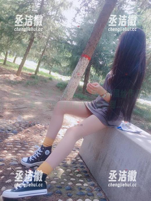 丝月神 微密圈 - 没事多看几遍!丝月神黑丝作品集,原图里的细节让我想到...