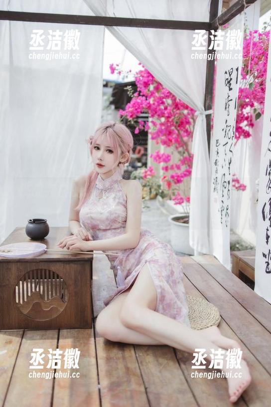 仙女月 挑战纯白的想象,仙女月最新图册大凤婚纱让人咋舌!