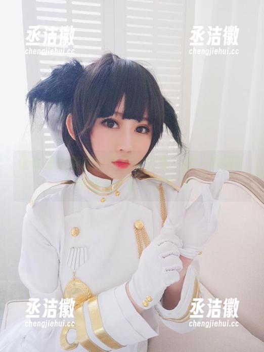 依依超级懒 依依超级懒的三月丰满合集,那一瞬间让我想到了春天的气息