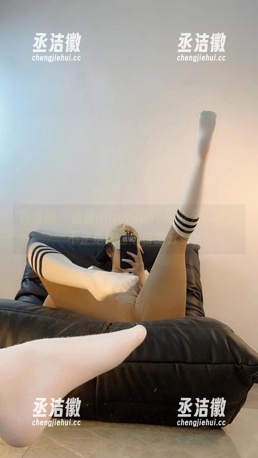 俏妞qiaoniu66 微密圈 - 俏妞qiaoniu66的办公时光:不止是键盘敲击的分享