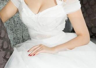 克拉女神 – 高清原图，赵雨静的美足，让你想多看几眼，啧啧啧
