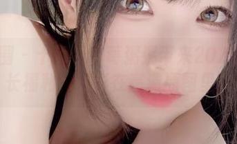 微密圈 – 十万口草莓粥粥带来2023年舰长福利，精彩在高清原图里！