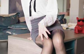 嗲囡囡 – 白丝照亮了文芮jeninfer，分享些图集，保准让你眼前一亮。