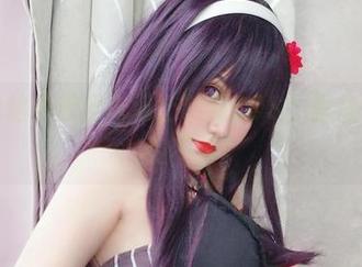 当夏鸽鸽不想起床遇上制服COS，图集让你忍俊不禁