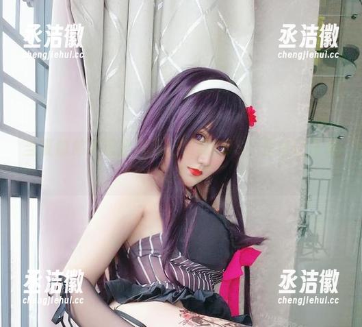 夏鸽鸽不想起床 当夏鸽鸽不想起床遇上制服COS,图集让你忍俊不禁