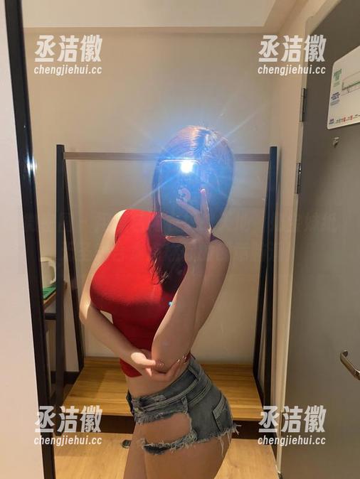 奶宝妹纸 微密圈 - 用黑色内衣挑战天地,奶宝妹纸无圣光合集点燃你的创意脑洞!