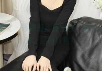 小众视觉 – 婷婷的丝袜图包，腿长不仅靠穿，还得靠摆！