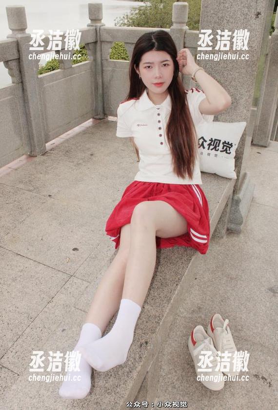 小众视觉-小苹果 小众视觉 - 私拍小苹果,少女的气息弥漫,难以抵挡的清新感啊!
