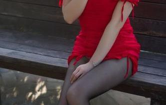 远坂凛的合集，小女巫露娜这是干嘛呢？我看不太懂
