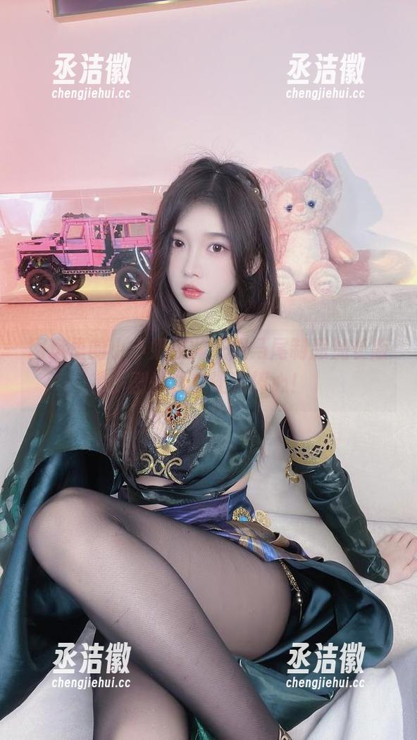 小小奶瓶儿 网盘里的小小奶瓶儿,双马尾制服加长版,剧情之美让人捧心!