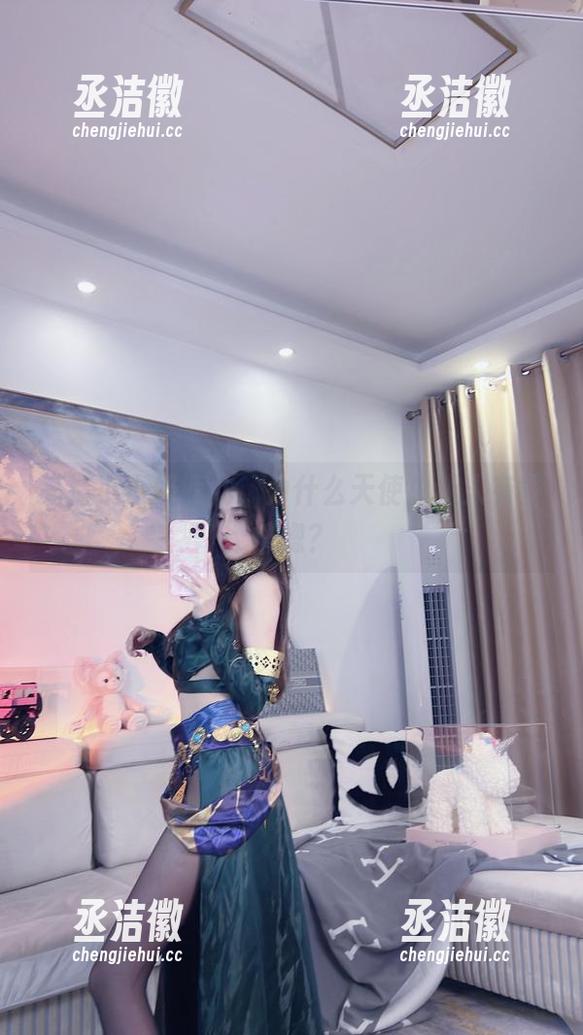 小小奶瓶儿 高清小小奶瓶儿,为什么天使总让人有些恍惚?