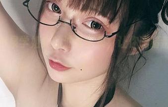 下载小泉学姐吖的油亮全集，让你眼睛都“亮”了！