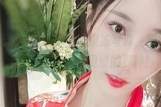 微密圈 – 最新上线！小玉吃果冻写真，想给你介绍个天使，你肯定没见过的那种！