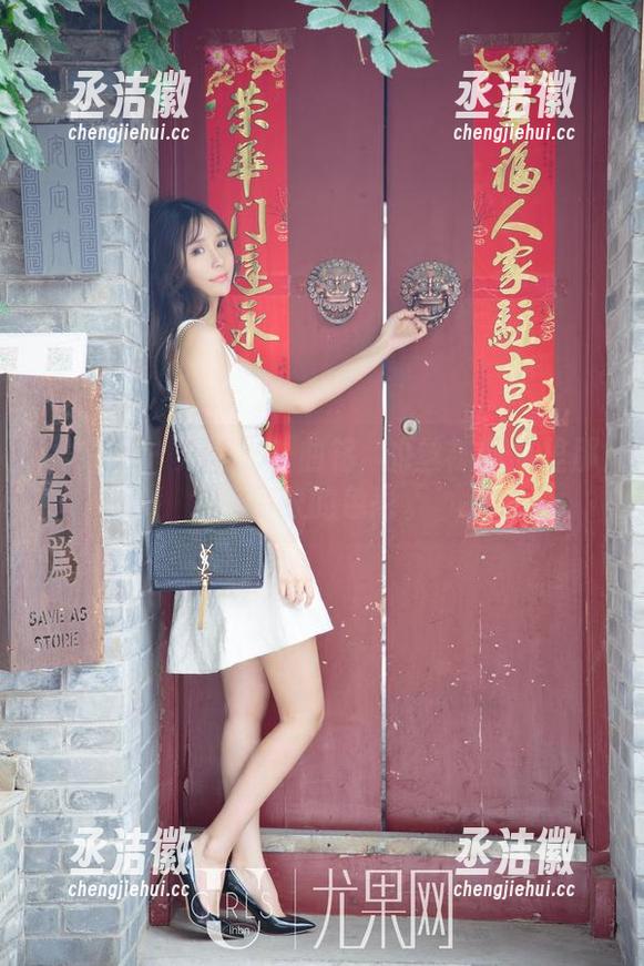 尤果网-曲铭瑄 尤果网 - 无圣光?曲铭瑄的丝袜图集里那点亮眼的色彩。