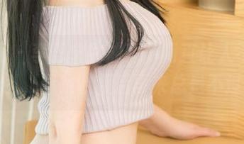 尤果网 – 李思宁的油亮，简直让人不知谁更吸引，图集收藏后再来总是不过分！
