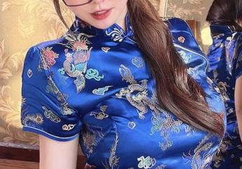 微密圈 – 翻看张思允的jk制服作品，福利就在指尖滑过！