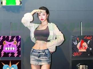 微密圈 – 撇开一切，徐珺大哥让你大开眼界，女王写真不太一样