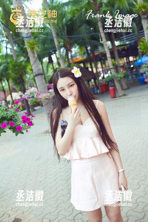 推女神-颖莹儿YY 推女神 - 颖莹儿YY在私拍中的“肉丝”,推翻了我对所有肉丝的传统认知……
