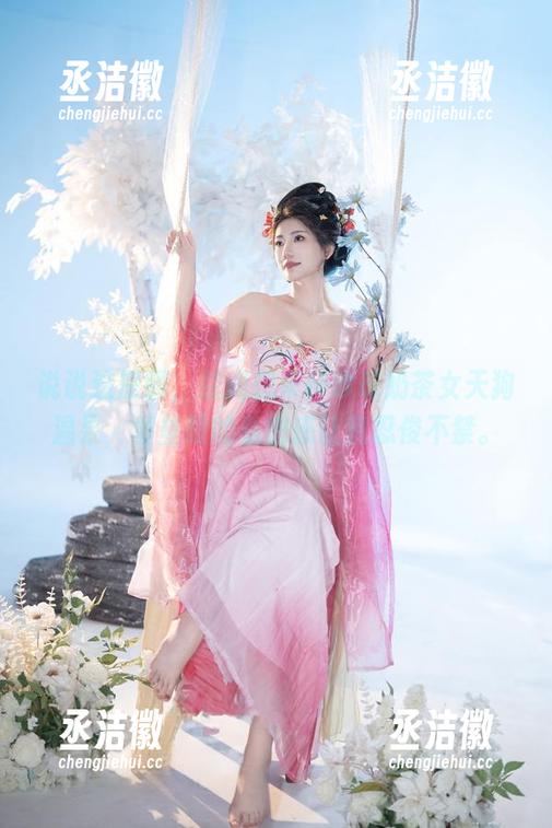 星澜想来杯珍珠奶茶 说说这原图,星澜想来杯珍珠奶茶女天狗温泉,堡垒般的私密感让我忍俊不禁。