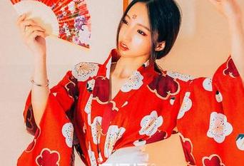 果团网 – 甜Abby的女王写真：职场穿搭也能来点风采！