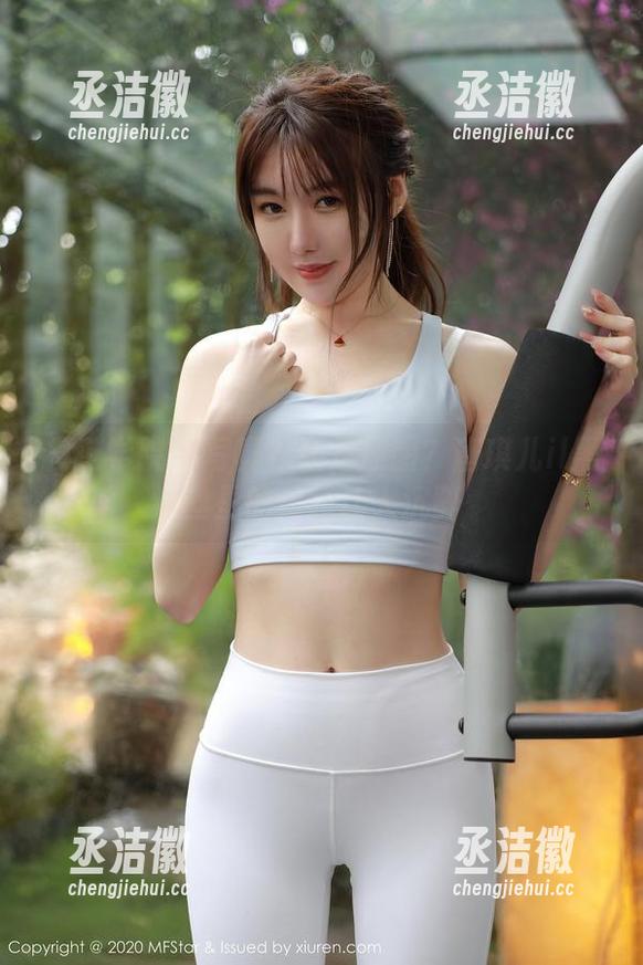 模范学院-唐琪儿il 模范学院 - 写真?还是原图?唐琪儿il黑丝里的深意让人沉醉