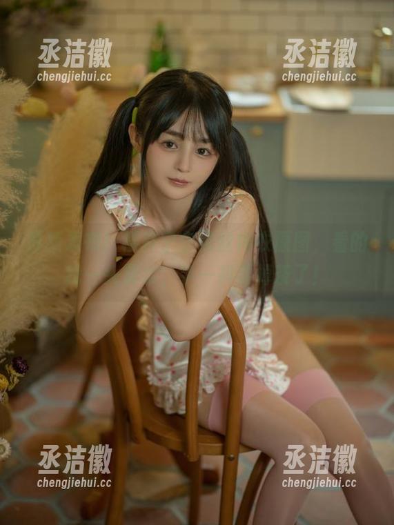 樱井宁宁 最新发布!樱井宁宁黑丝内衣原图,看的我一头雾水,手一抖要掉茶了!
