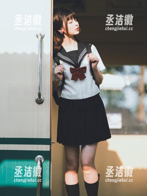 河豚抚子 看!河豚抚子的奇幻写真,女孩们都是从河里捞上来的么?