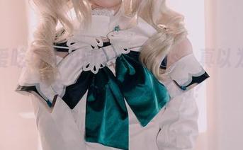 白莉爱吃巧克力的Mikucos，真以为自己是在期待她的转身吗？