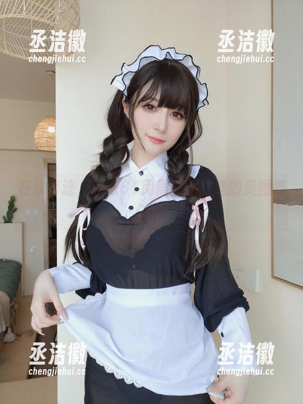 白银81 在线奇迹,白银81用黑西服打造的美图舞台