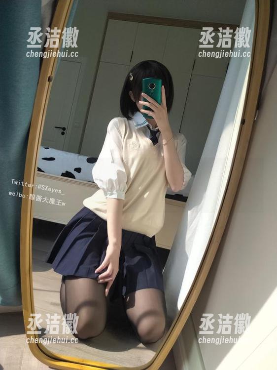 眼酱大魔王w 眼酱大魔王w的黑白作品,下载一整套美图,保证让你意想不到的惊艳。