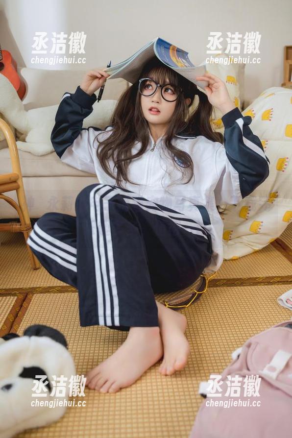 神沢永莉 神沢永莉的电子猫猫宠物写真集,下载完乐趣多多,值得一试