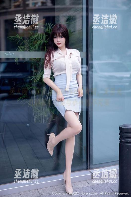秀人网-Miko酱 秀人网 - 原图里的Miko酱女孩,无圣光,只剩真实的美与小小的不完美